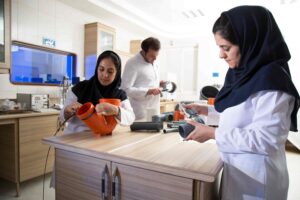 انجام آزمایش‌های استاندارد لوله و اتصالات پلیکا (UPVC) برای ارزیابی کیفیت، مقاومت و انطباق با استانداردهای ملی و بین‌المللی.